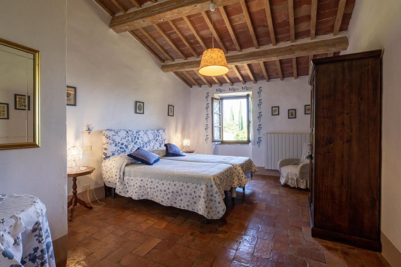 Podere La Montalla Radicofani Esterno foto