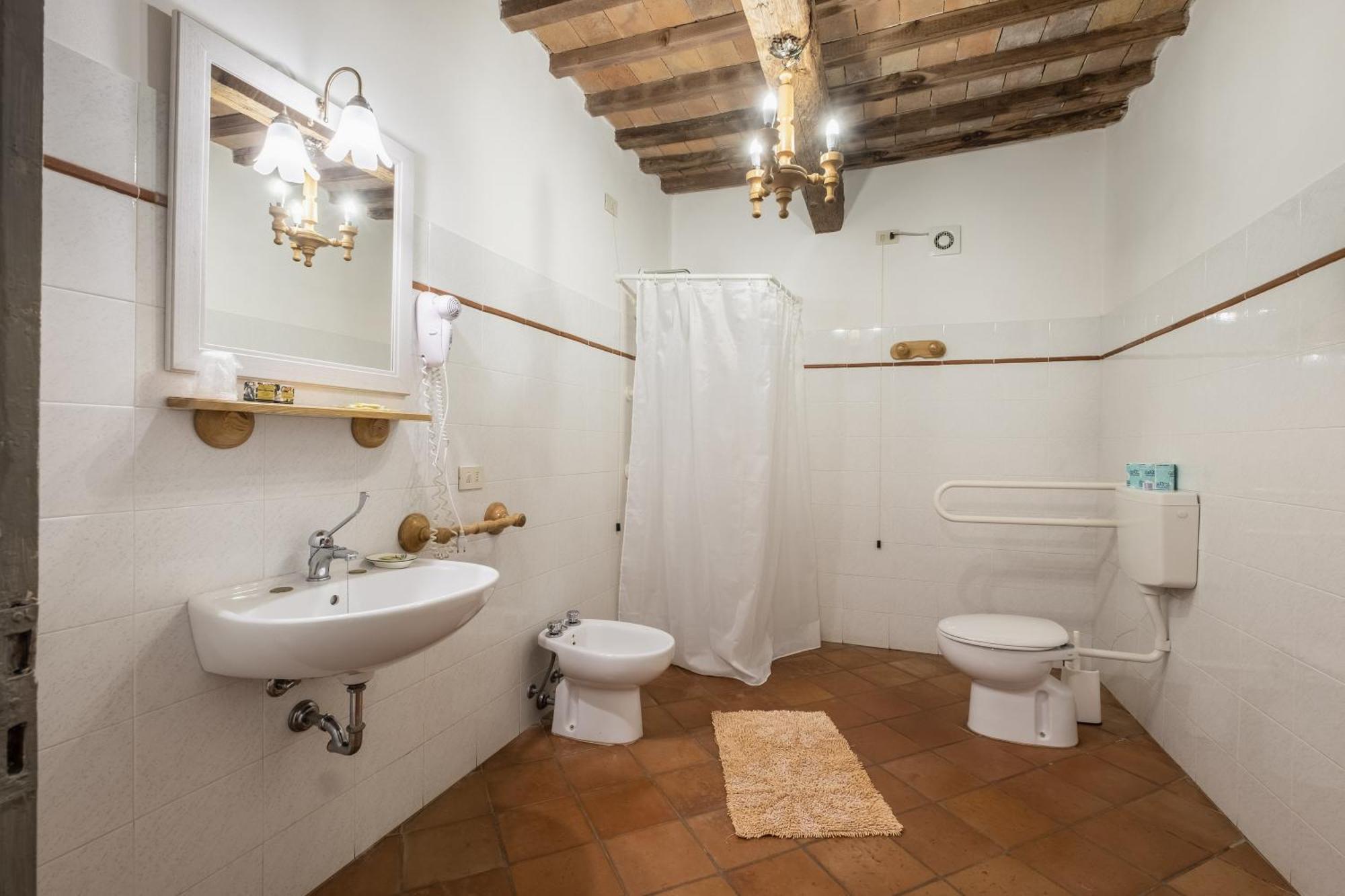 Podere La Montalla Radicofani Esterno foto