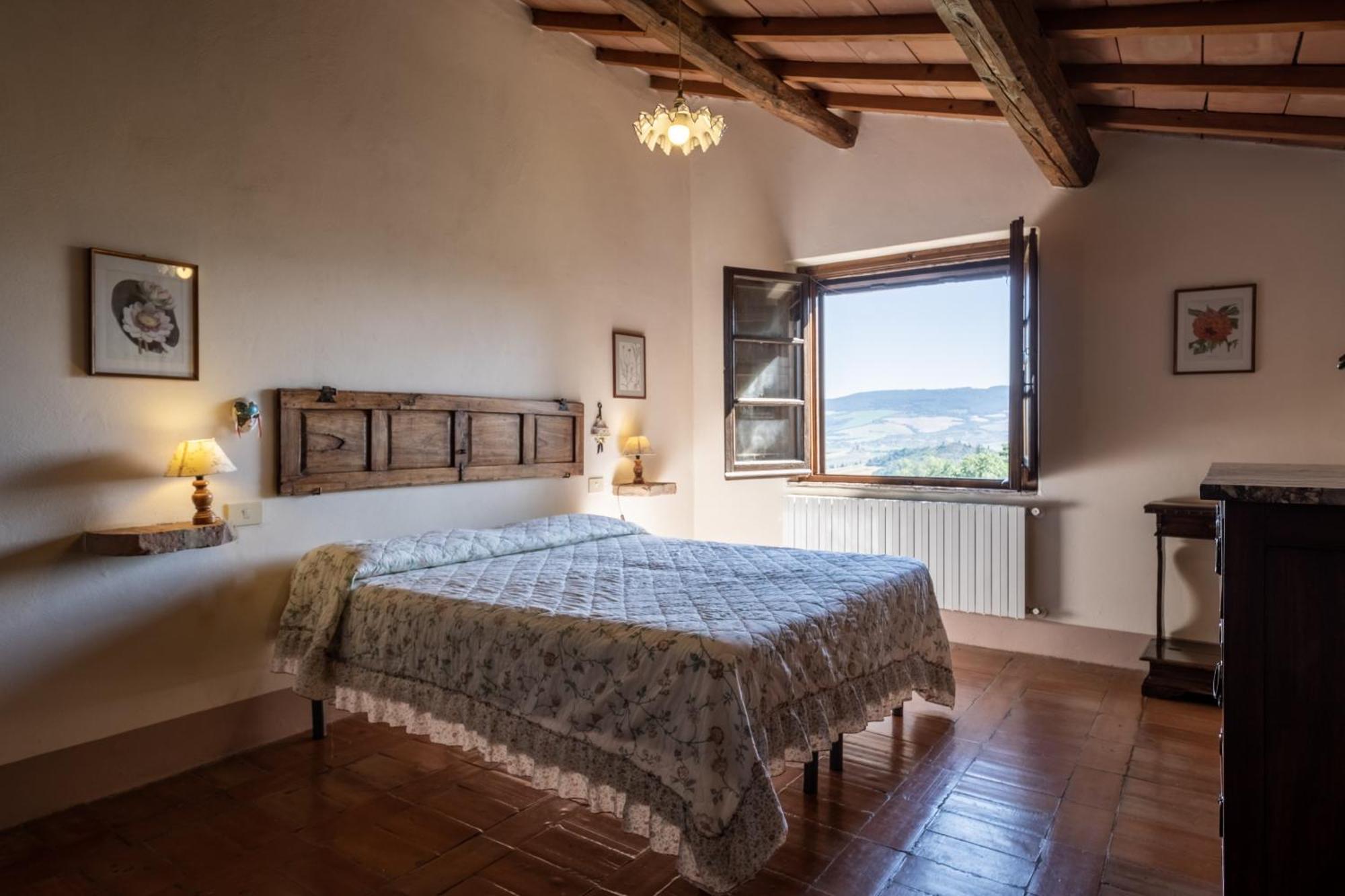 Podere La Montalla Radicofani Esterno foto